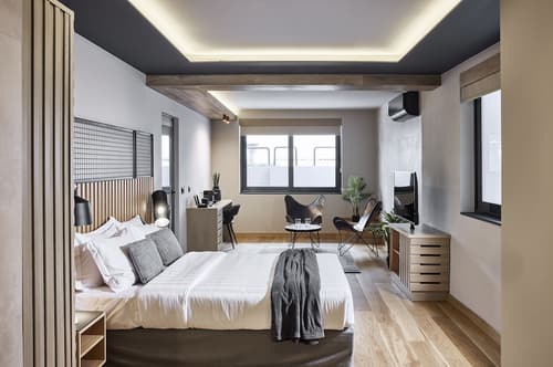 Cama Luxury Suites Glyfada, Room