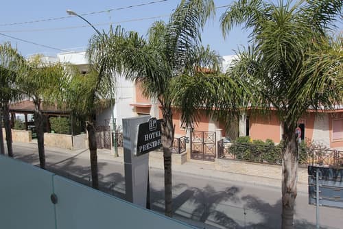 Hotel Presidente, Room