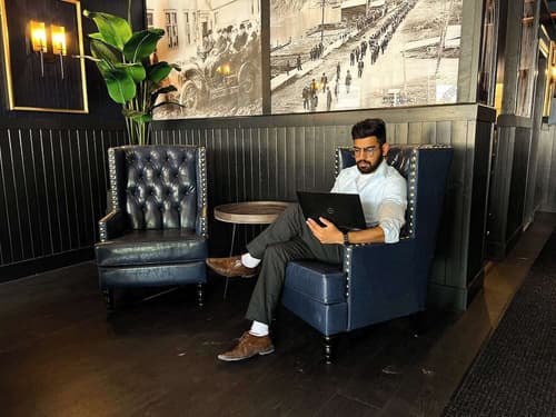 Midnight Sun, a Coast Hotel, Lobby