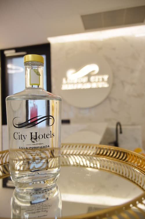 Lisbon City Hollywood Hotel, Reception