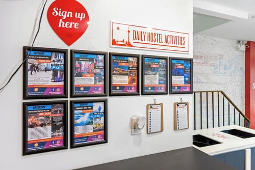 Samesun Toronto - Hostel, Reception