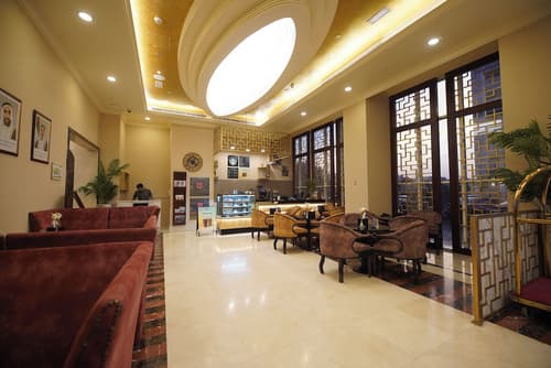 Grand Villaggio Hotel Abu Dhabi, Lobby sitting area