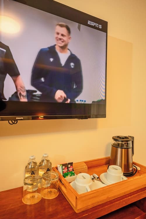 Saska Boutique, Reception