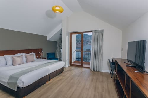 Saska Boutique, Room