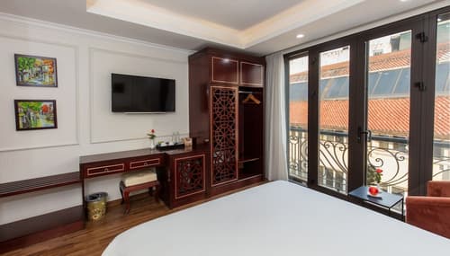 Golden Legend Palace Hotel, Room