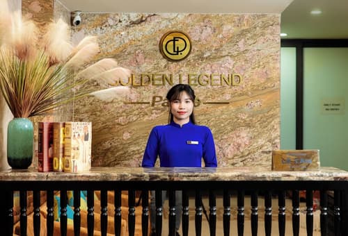 Golden Legend Palace Hotel, Reception