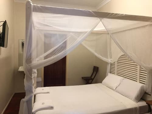 Prince of Wales Hotel, Room