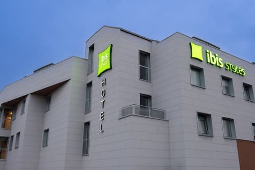 Ibis Styles Santander, Front of property