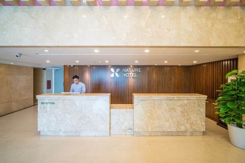 Nature Hotel Da Nang, Reception