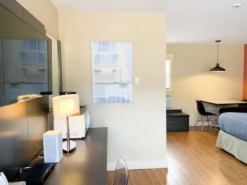 Parlee Beach Motel, Room