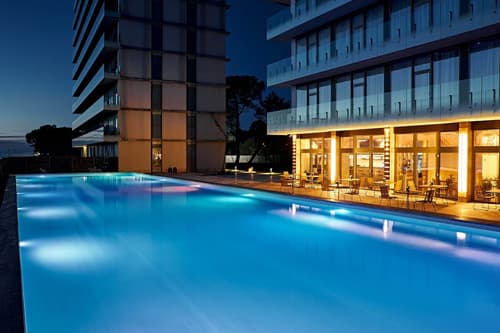 Miramare Magnetic Beach Hotel, Infinity pool