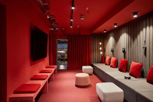 The Social Hub Madrid 4 star, Spa