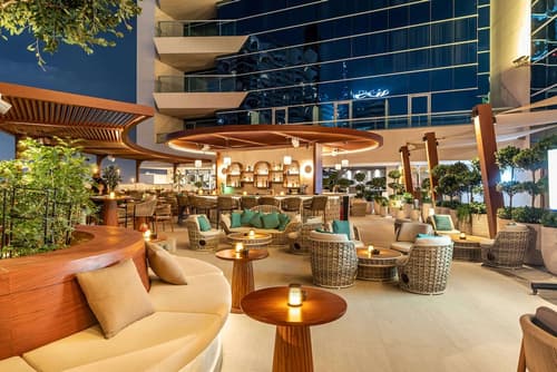 The First Collection Dubai Business Bay, Lobby