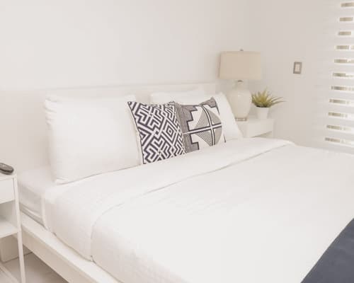 BG Luxury Rentals, Room