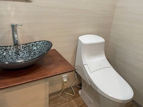 Hotel Erenoa, Bathroom