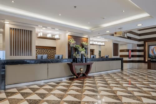 Millennium Al Aqeeq Hotel, Reception