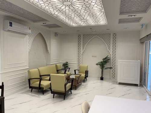 Anwari Hotel, Lobby sitting area