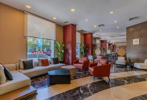 Ramada Plaza by Wyndham Izmir, Lobby