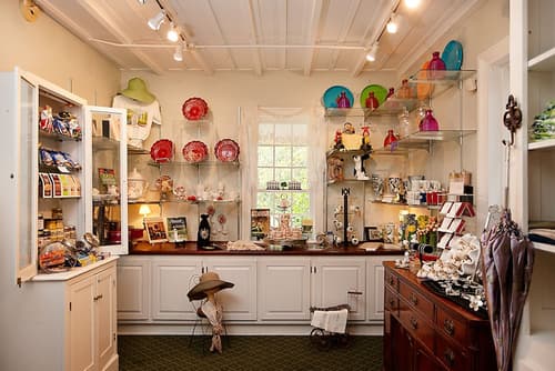 Monmouth Historic Inns and Gardens, Gift shop