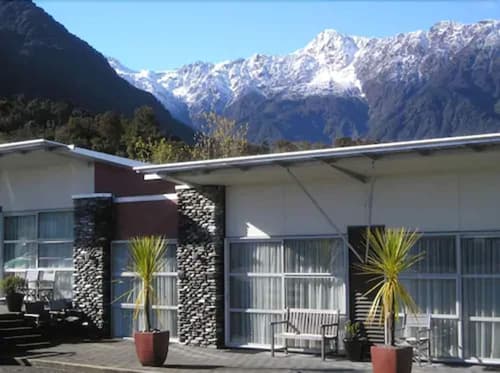 The Westhaven Motel, Primary image