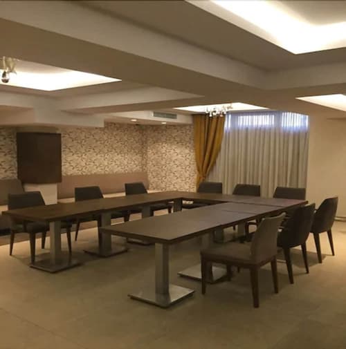 Hotel Le Mirage, Meeting facility