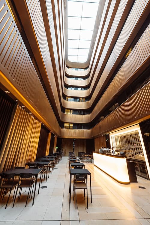 Dorsett Shepherds Bush, Reception