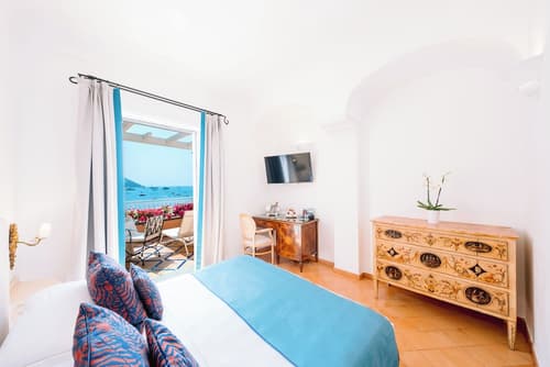 Covo dei Saraceni, Room