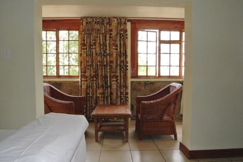 Emafini Country Lodge, Room