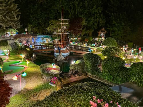 Coast Parksville Hotel, Point of interest