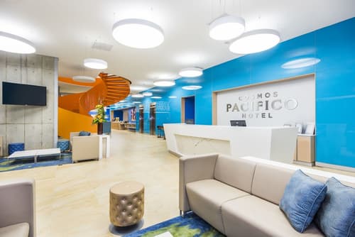 Cosmos Pacifico Hotel, Reception