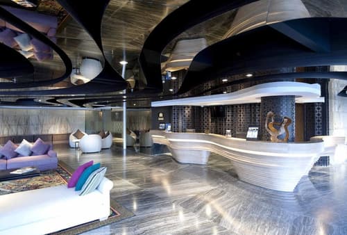 Ramada by Wyndham Bali Sunset Road Kuta, Lobby lounge