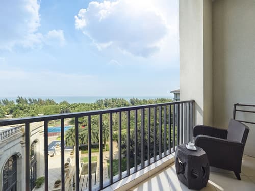 Hilton Haikou Meilan, View from room