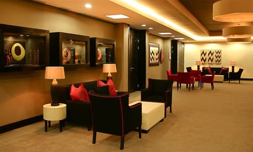 Mount Meru Hotel, Lobby sitting area