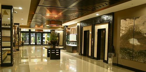 Mount Meru Hotel, Lobby