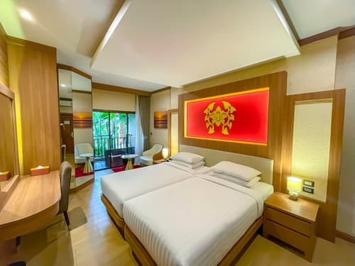 Quality Beach Resorts and Spa Patong, Room