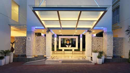 ZIA Hotel Kuta, Interior entrance