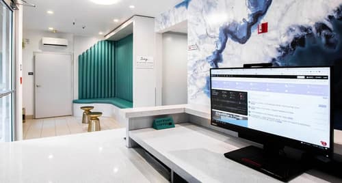 Urban Boutique Hotel, Reception