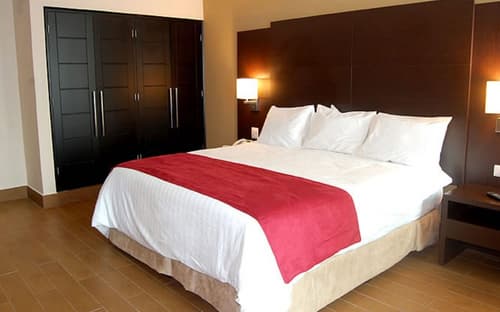 Principe Hotel and Suites, Room