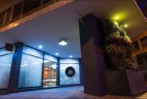 Perla Central Hotel, Reception