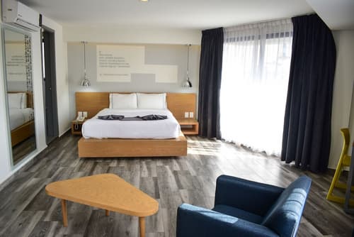 Perla Central Hotel, Room