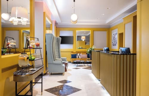 Leonardo Boutique Hotel Rome Monti, Reception
