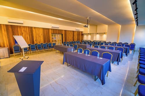 The Country Lodge Hotel, Meeting facility