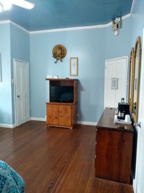 The Great House, Room