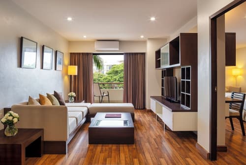 The Grand Napat, Room