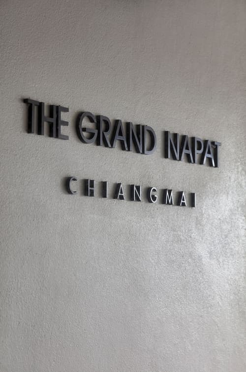 The Grand Napat, Interior entrance