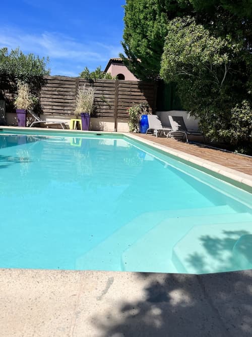 Le Patio, Outdoor pool