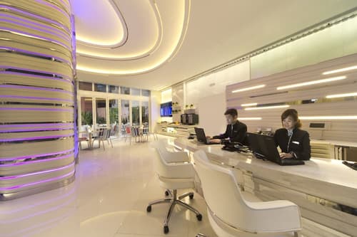 iclub Sheung Wan Hotel, Reception