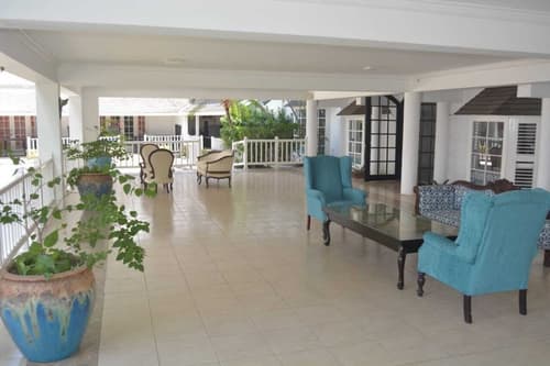 Grand Hotel Excelsior Port Royal, Reception