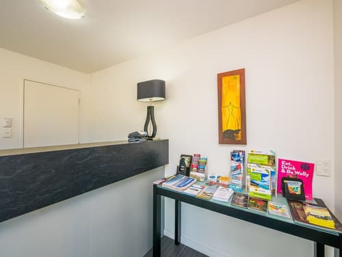 Bellano Motel Suites, Reception