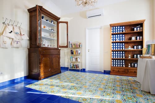 Palazzo Margherita Positano, Check-in/check-out kiosk